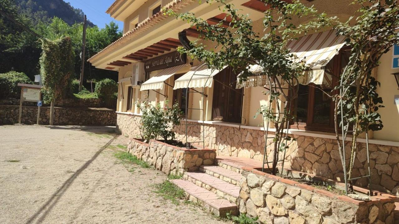 Hostal Restaurante Andra Rio Madera Exterior foto